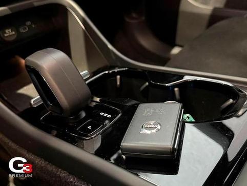 VOLVO XC40 6 PLUS