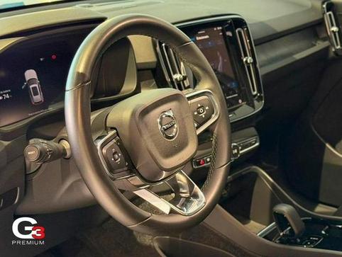 VOLVO XC40 6 PLUS