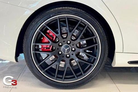 MERCEDES-BENZ CLA45AMG4MATIC