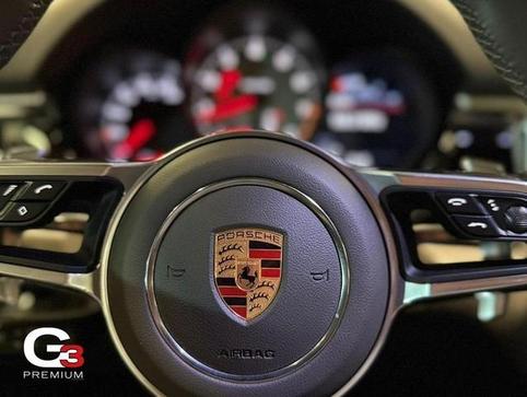 PORSCHE MACAN S