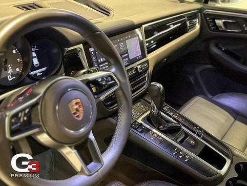PORSCHE MACAN S
