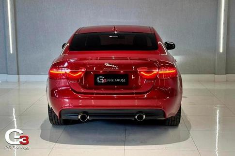 JAGUAR JAG XE R-SPORT SI4
