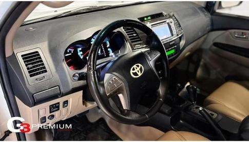 TOYOTA HILUXSW4 SRV4X4