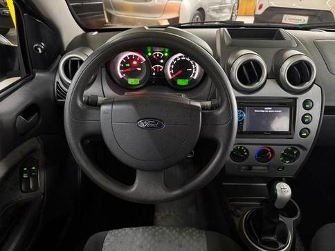 FORD FIESTA 1.6 FLEX