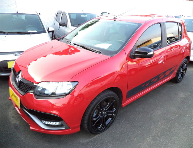 RENAULT SANDERO R.S 2.0