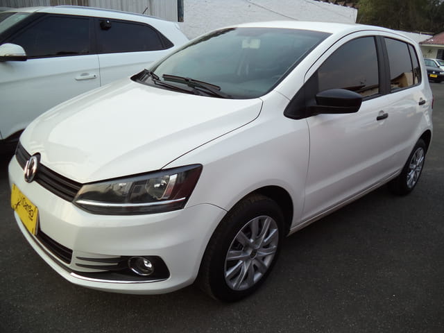 VOLKSWAGEN FOX 1.0 MPI TRENDLINE 12V FLEX 4P MANUAL