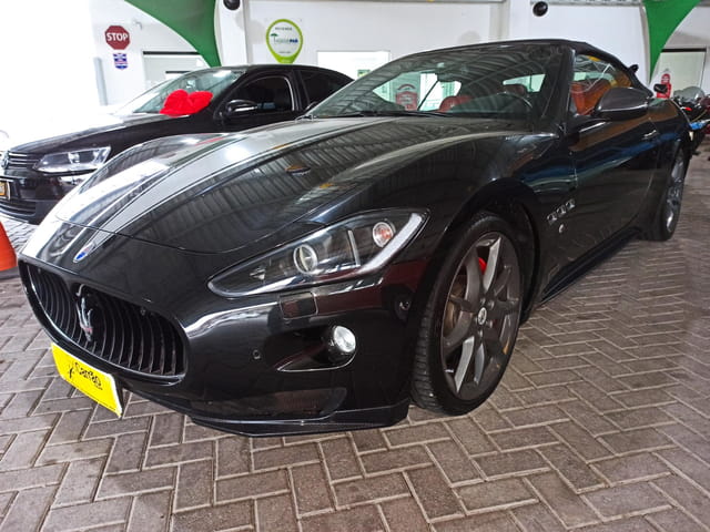 MASERATI GRANCABRIO 4.7 V8 32V GASOLINA 2P AUTOMÁTICO