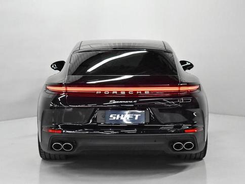 PORSCHE PANAMERA 4 E-HYBRID