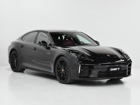 PORSCHE PANAMERA 4 E-HYBRID