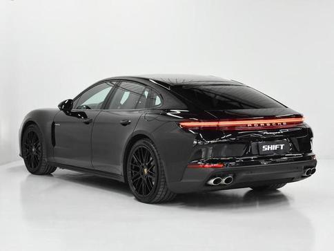 PORSCHE PANAMERA 4 E-HYBRID