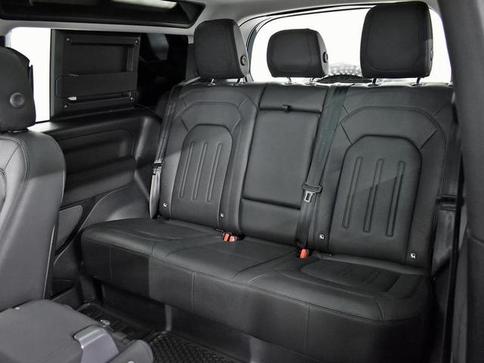 LAND ROVER DEFENDER 90 2.0 TURBO SE SI4 AUT.