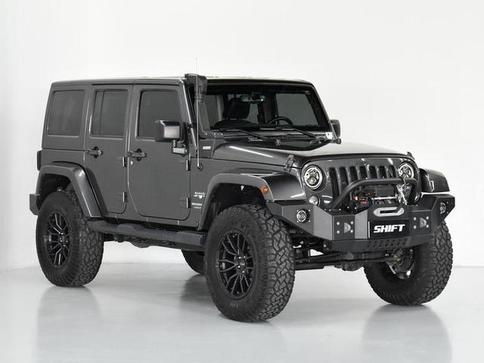 JEEP WRANGLER UNLIMITED SAHARA 3.6 V6 4P