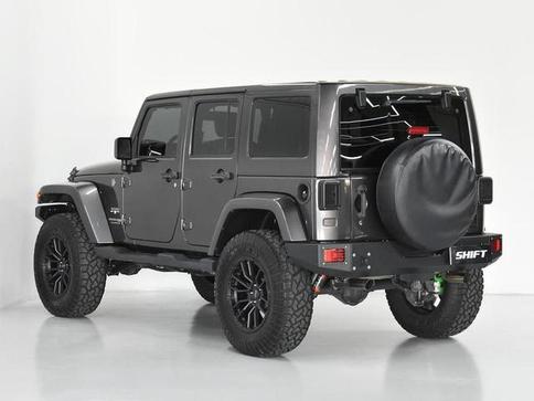 JEEP WRANGLER UNLIMITED SAHARA 3.6 V6 4P