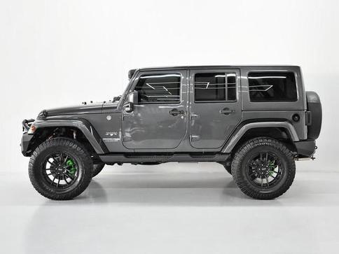 JEEP WRANGLER UNLIMITED SAHARA 3.6 V6 4P