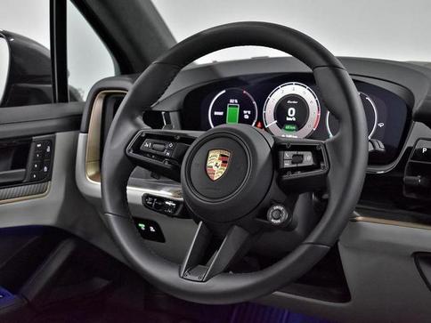 PORSCHE CAYENNE TURBO 4.0 V8 599CV (H�BRIDO)