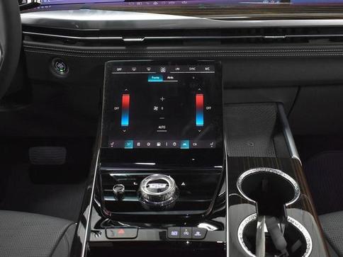 CADILLAC ESCALADE ESV