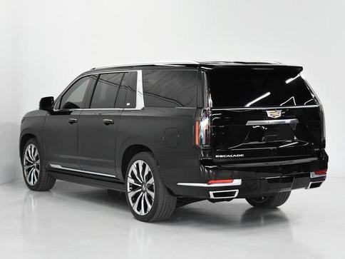 CADILLAC ESCALADE ESV