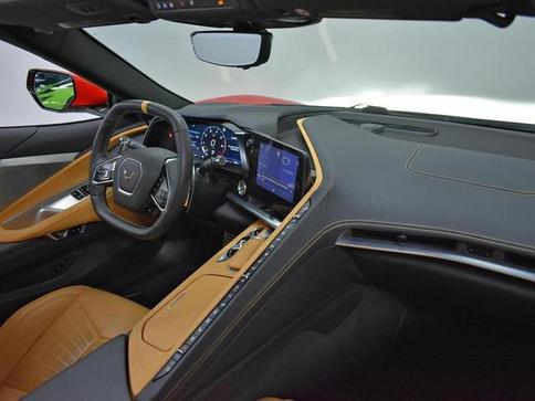 CHEVROLET CORVETTE STINGRAY TARGA V8