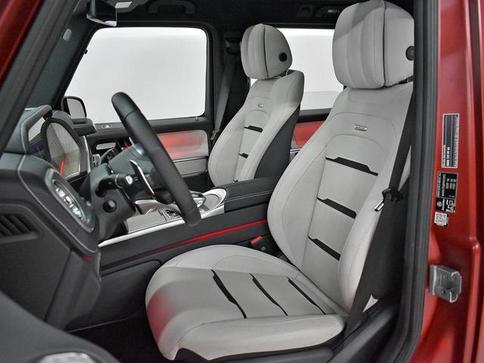 MERCEDES-BENZ AMG G63 4M