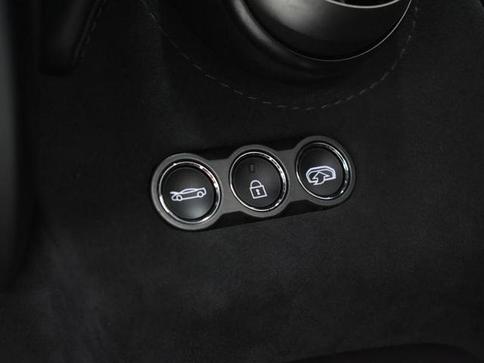 MCLAREN 720S COUPE 4.0 BI-TURBO V8 2P