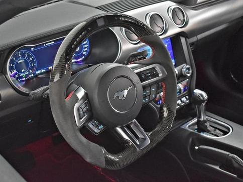 FORD MUSTANG GT PREMIUM 5.0 V8