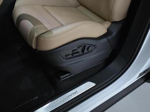 PORSCHE CAYENNE 3.0 V6 (H�BRIDO)