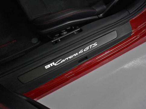 PORSCHE 911 CARRERA 4 GTS CABRI. 3.0 24V (992)