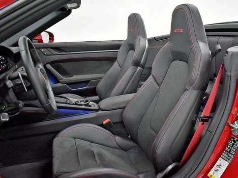 PORSCHE 911 CARRERA 4 GTS CABRI. 3.0 24V (992)