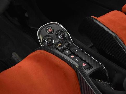 MCLAREN 600LT COUPE 3.8 BI-TURBO V8