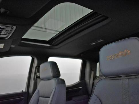 CHEVROLET SILVERADO HIGH COUNTRY 5.3 V8 AWD AUT.