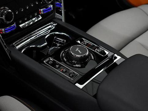 ROLLS-ROYCE CULLINAN 6.7 V12 AUT.