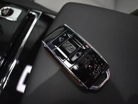 ROLLS-ROYCE CULLINAN 6.7 V12 AUT.