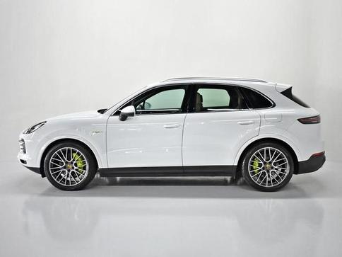 PORSCHE CAYENNE 3.0 V6 462CV (HIBRIDO)