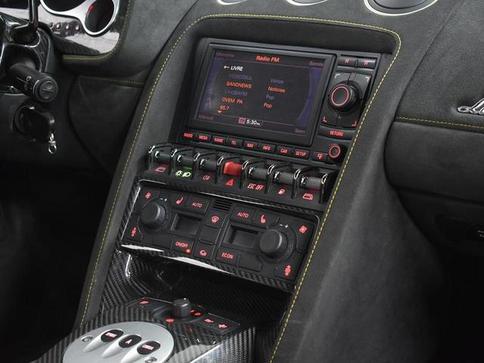 LAMBORGHINI GALLARDO LP 560-4