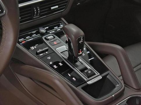 PORSCHE CAYENNE PLATINUM ED. 3.0 V6