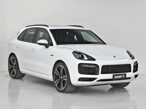 PORSCHE CAYENNE PLATINUM ED. 3.0 V6