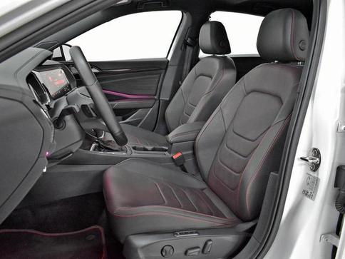 VOLKSWAGEN JETTA GLI 350 TSI 2.0 16V 4P TIPT.