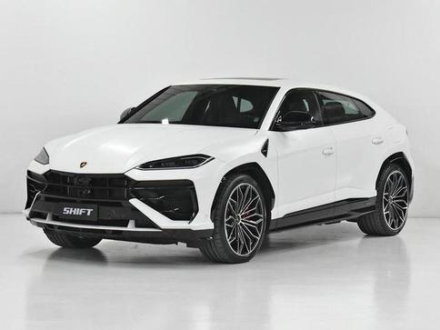 LAMBORGHINI URUS SE