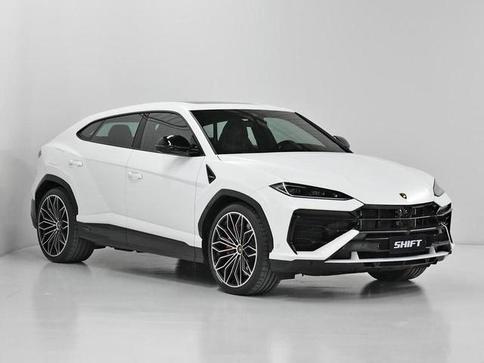 LAMBORGHINI URUS SE