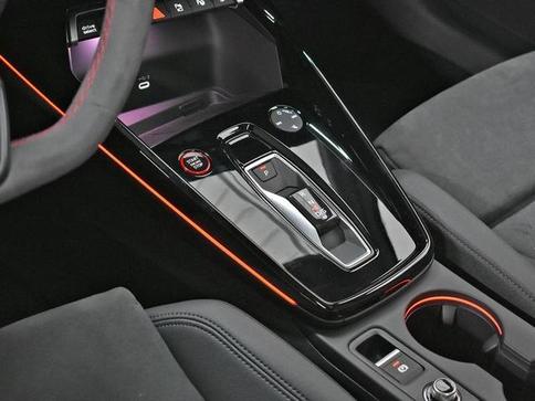 AUDI RS3 SEDAN 2.5 TFSI QUATTRO S-TRONIC