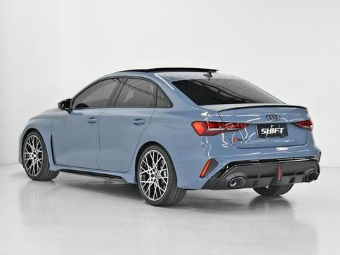 AUDI RS3 SEDAN 2.5 TFSI QUATTRO S-TRONIC