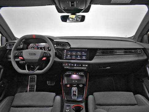 AUDI RS3 SEDAN 2.5 TFSI QUATTRO S-TRONIC