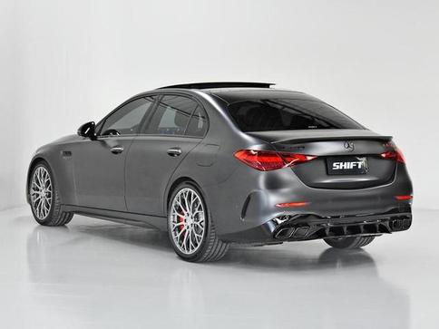 MERCEDES-BENZ C-63 AMG S E PERFORMANCE (H�BRIDO)