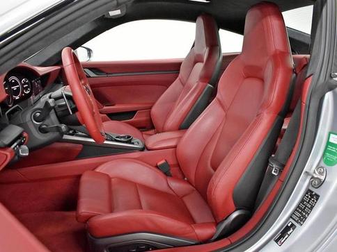 PORSCHE 911 CARRERA COUPE 3.0 (991/992)