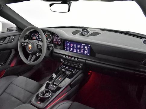 PORSCHE 911 CARRERA GTS COUPE 3.0 (992)