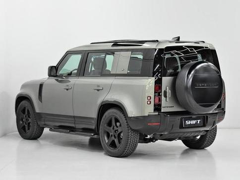 LAND ROVER DEFENDER 110 2.0 TURBO SE SI4 AUT