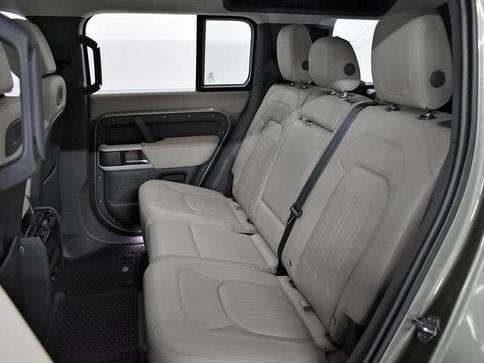 LAND ROVER DEFENDER 110 2.0 TURBO SE SI4 AUT