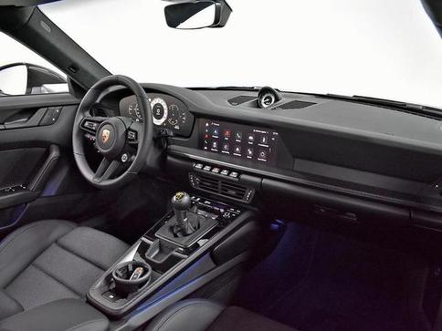PORSCHE 911 GT3 TOURING
