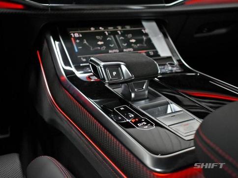 AUDI RS Q8 4.0 BITURBO FSI