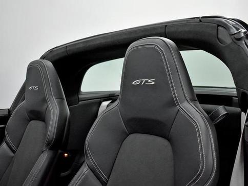 PORSCHE 911 TARGA 4GTS